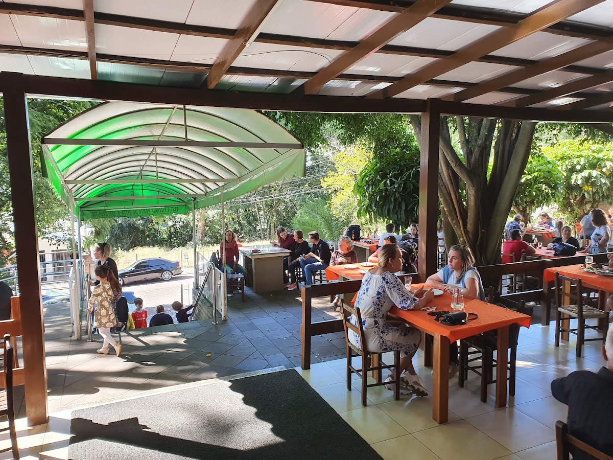 Restaurante Pizzaria Ponto De Vista-2